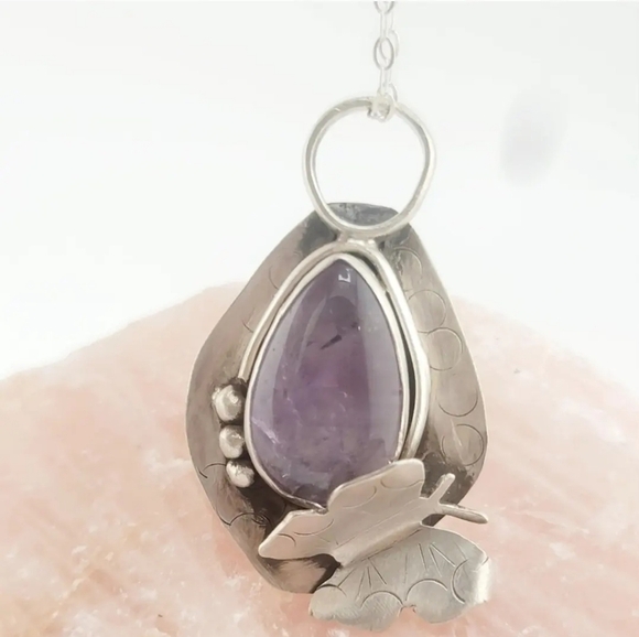 AMETHYST BUTTERFLY PENDANT HANDMADE IN STERLING STERLING AND STERLING CHAIN 18" - Picture 1 of 5